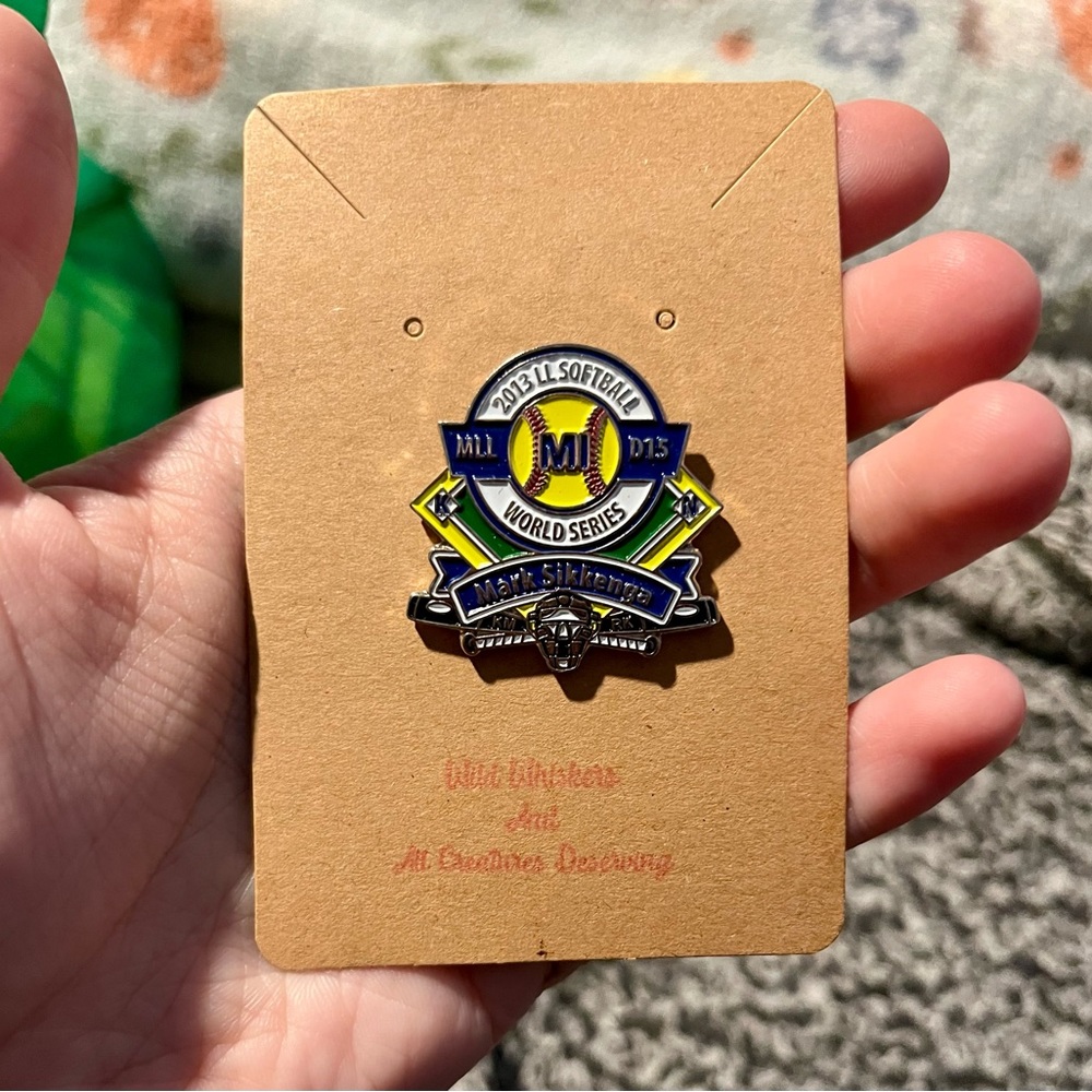 2013 LL SOFTBALL WORLD SERIES MARK SIKKENGA PIN